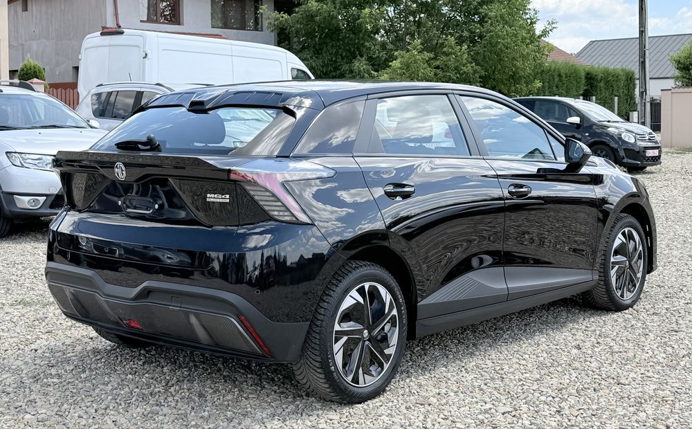MG4   2023  51 kw