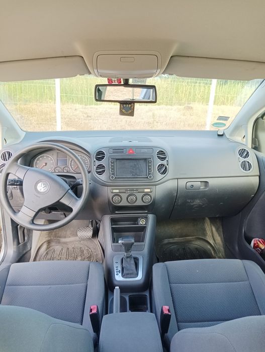 Vând golf 5 automat