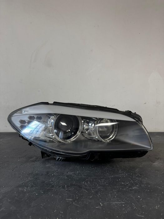 Far dreapta bmw f10 f11 non-facelift adaptiv