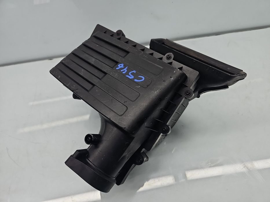 Carcasa filtru aer Volkswagen Golf 7 (5G) [Fabr 2014-prezent] 5Q012960