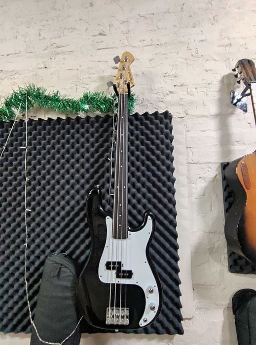 Aria pro p bass безладовый