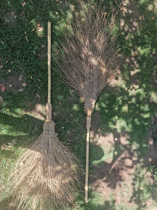 Метла бамбуковая