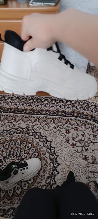 Продам кросовки мужские