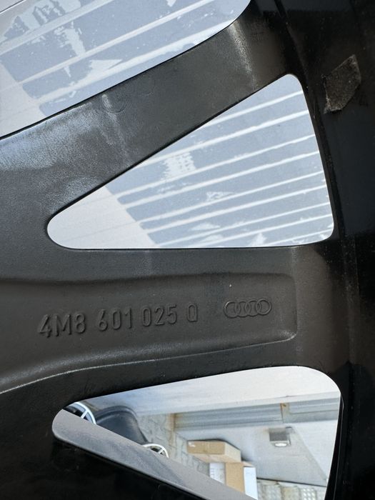 Оригинални джанти 22" Цола за AUDI Q7 SQ7 SQ8 Q8 RS6 RS7