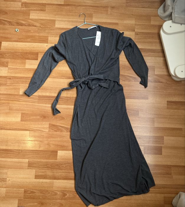 Новое платье Zara размер М