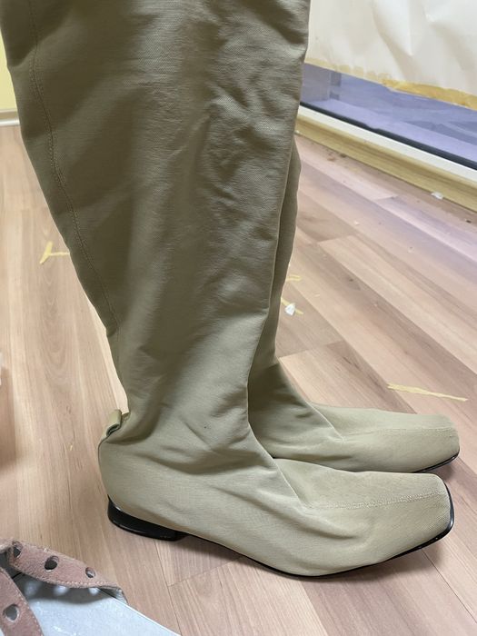 Дамски обувки, в много добро състояние, р-р 40