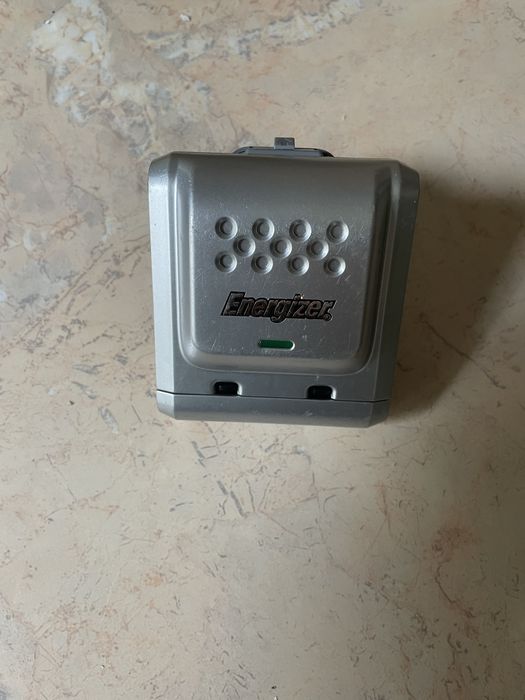 incarcator acumulatori AA-AAA ENERGIZER CHDC