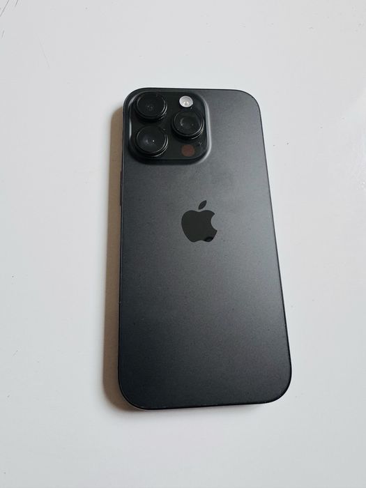 Apple 16 pro 256 gb