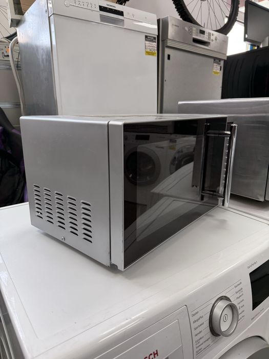 Микровълнова фурна