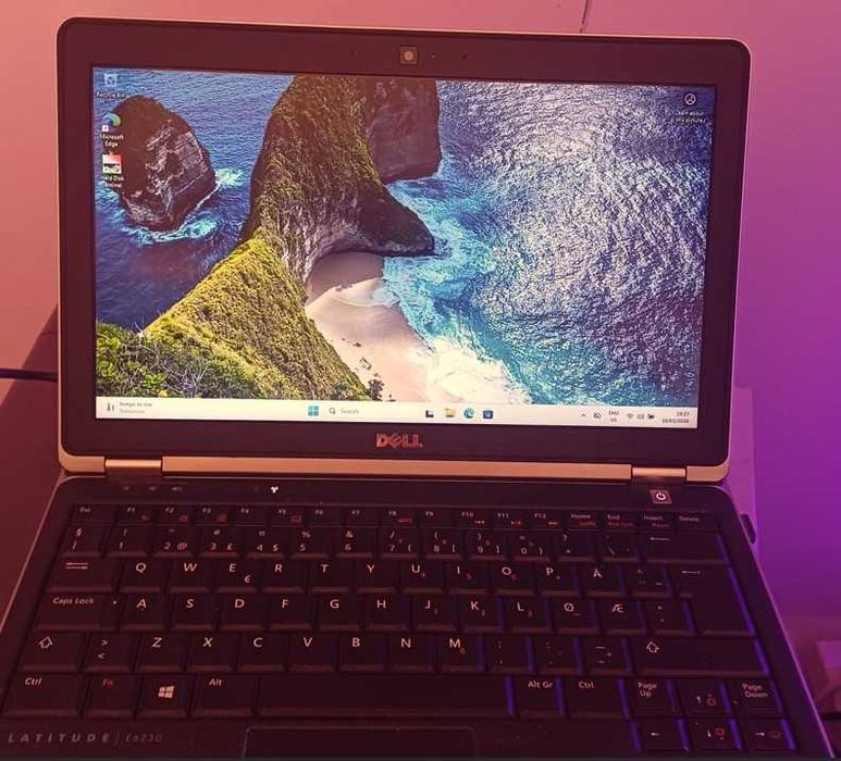 Laptop Dell Latitude E6230 – Intel i5 3340M, 6GB RAM, SSD 240GB