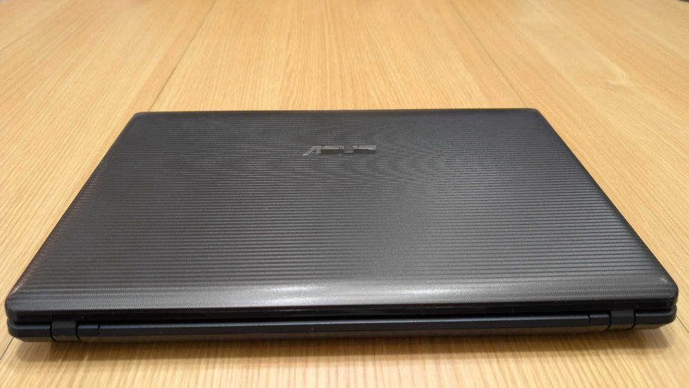 Лаптоп Asus K55V 15.6” i5-3210M 8GB 500GB HDD Windows 10 NVIDIA GT630M