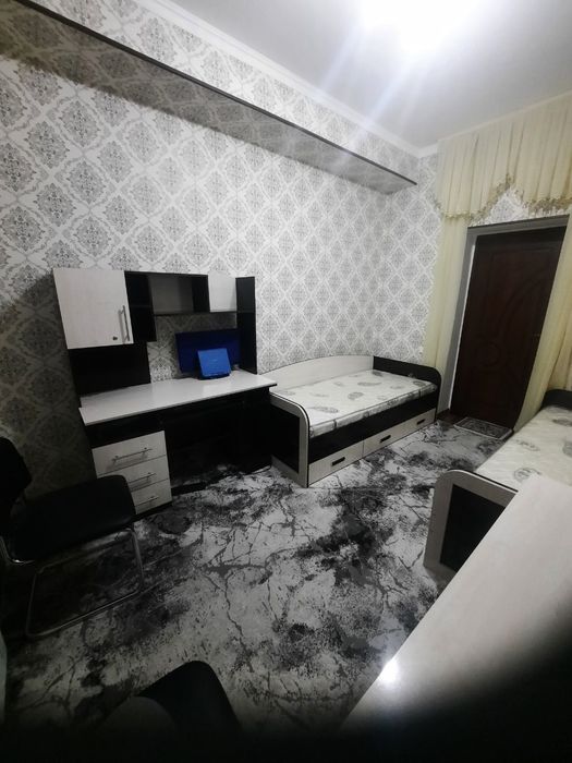 Tayyor domdan 3xonali kivartira sotiladi hamma jixozlari bilan