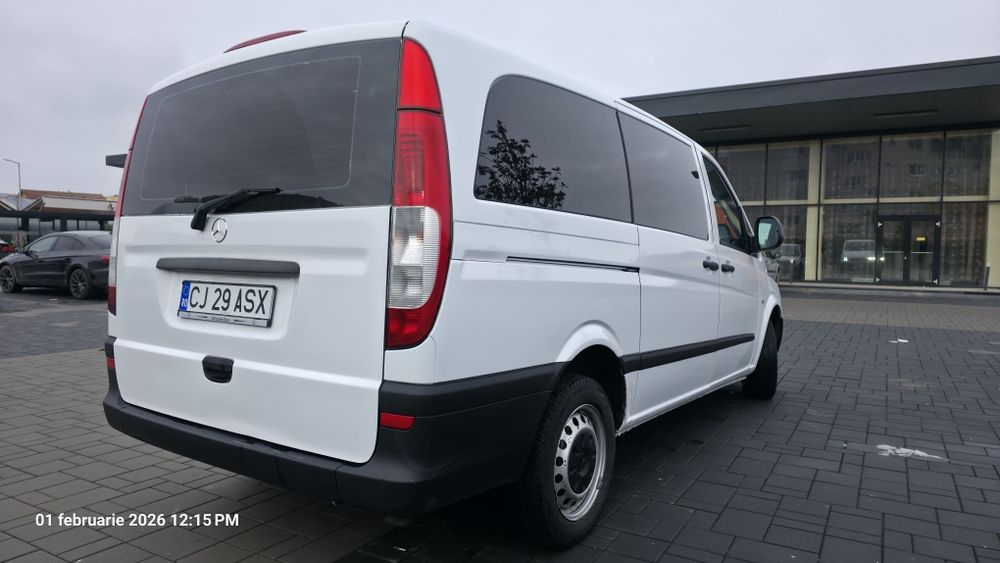 Mercedes Vito 8 + 1  locuri