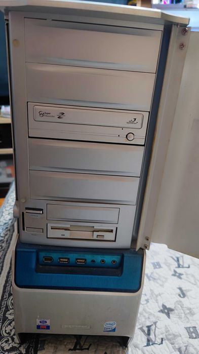 Корпус для ПК GIGABYTE алюминиевый