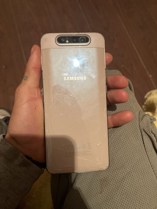 Vand samsung A80 telefonu functioneaza bine