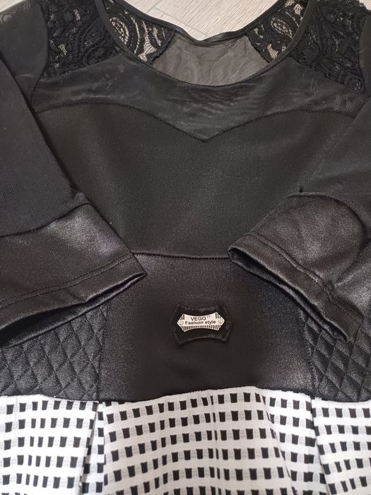 Ефектна рокличка