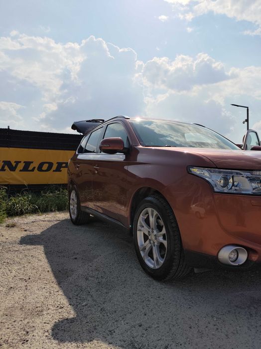 MITSUBISHI Outlander 2013 — imagine 3