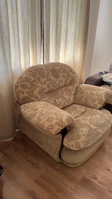 Продам большое удобное кресло