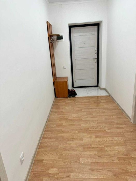 Продам 2 ком квартиру новостройка