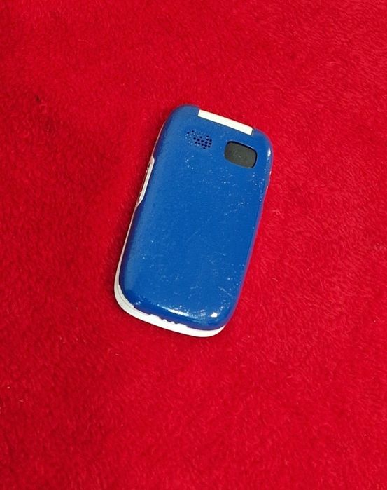 Telefon cu clapetă