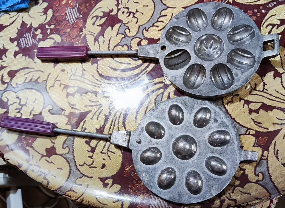 Продаётся орешница советская.