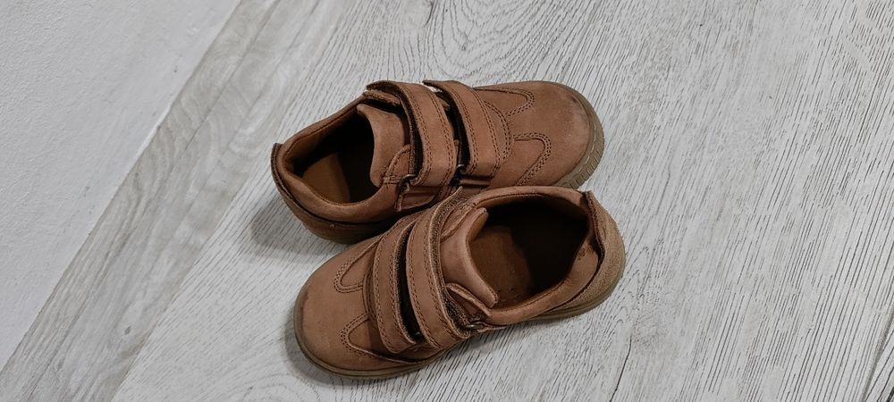 Pantofi sport băieți adidasi piele măsura 24