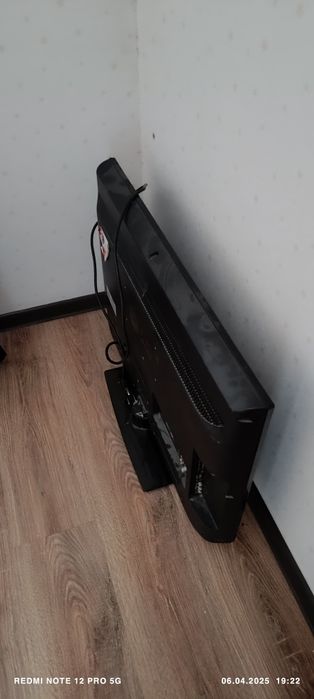 Жк телевизор Lg.