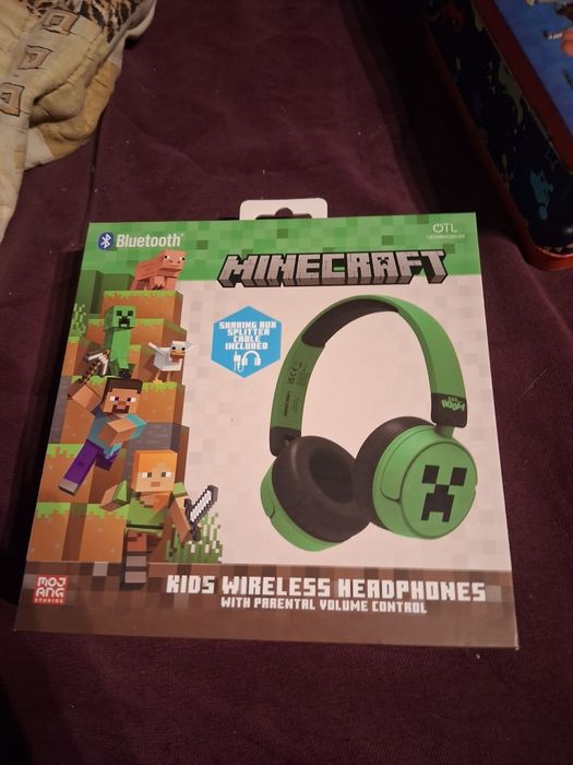 Casti minecraft noi in cutie cu Bluetooth