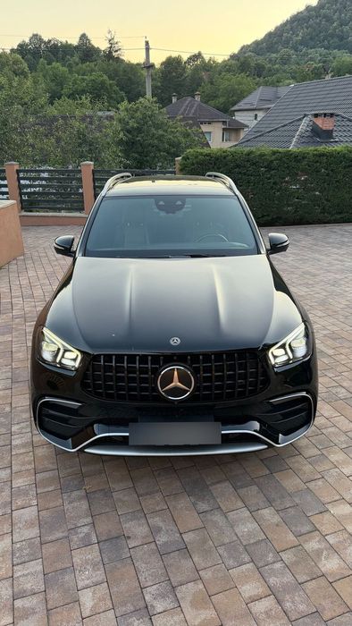 Mercedes-Benz GLE Vând Mercedes-Benz GLE 350d 4MATIC, model 2019, într-o stare excelentă