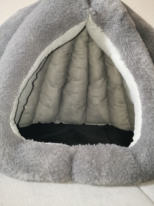 Плюшевый домик для питомца