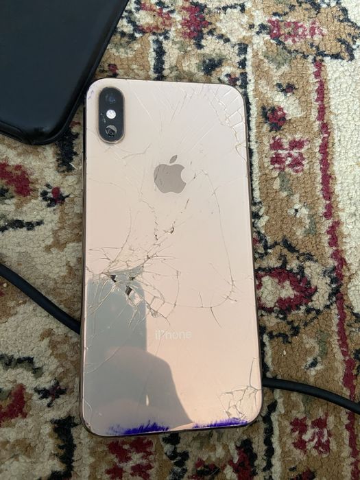 Продам айфон хс iphone