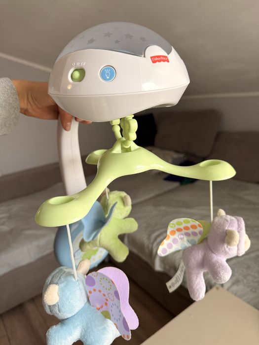 Fisher Price Музикална въртележка с проектор 3 в 1 Мечета-пеперуди