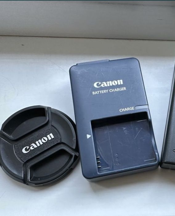 Зарядка canon  + крышка