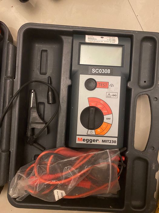 Megger MIT220 – tester izolație profesional