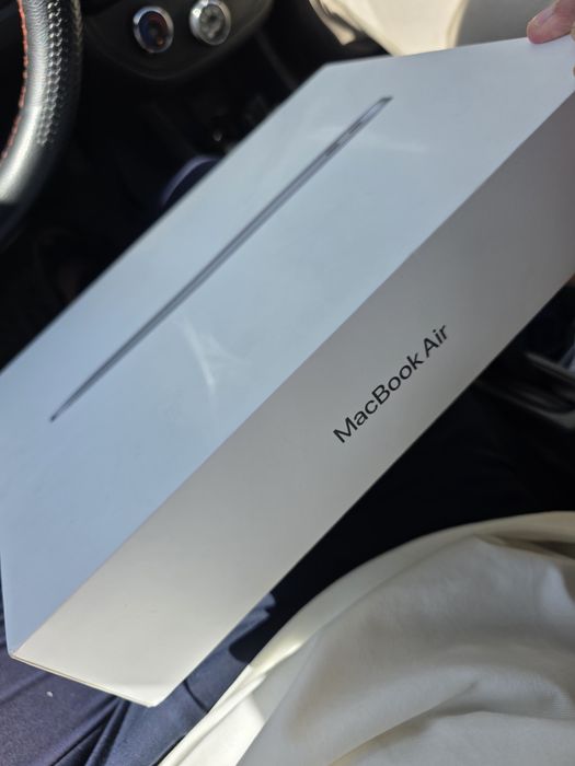 Macbook M1 air 8/256