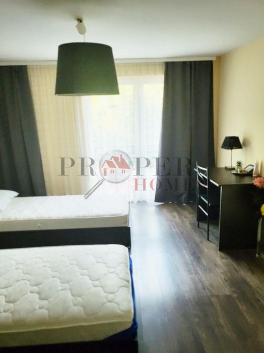 Дава се под наем Тристаен апартамент в Велико Търново, Стара част - 110 кв.м за 382.5 € - Снимка #2