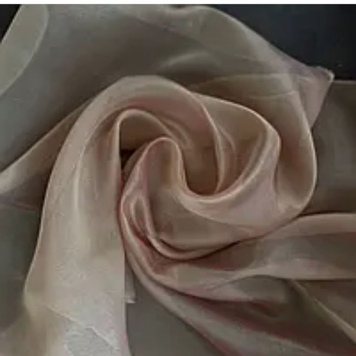 Готовые шторы из Турецкой органзы на 4 окна с подхватами