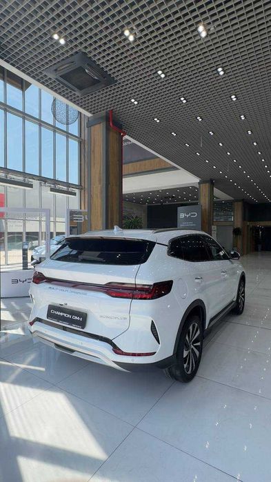 Minimal foizlar bilan BYD Song Plus Champion 2026 Qora rangi ham bor