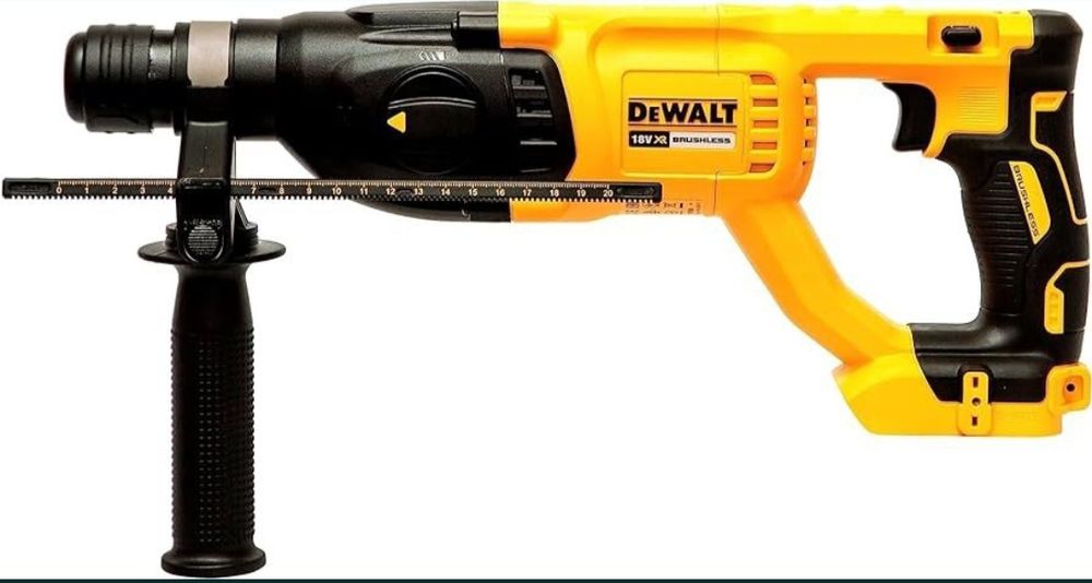 Перфоратор Dewalt DCH133NT/18V