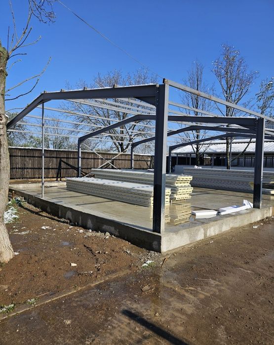 Vand hale metalice ori ce dimensiuni accept și variante auto