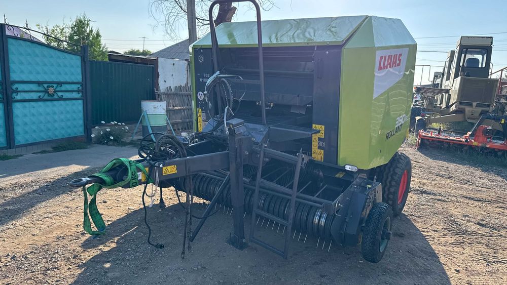 Рулонный Пресс Подборщик CLAAS ROLLANT 350 RC