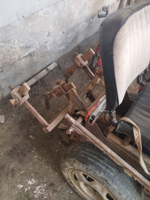 Mini traktor sotiladi