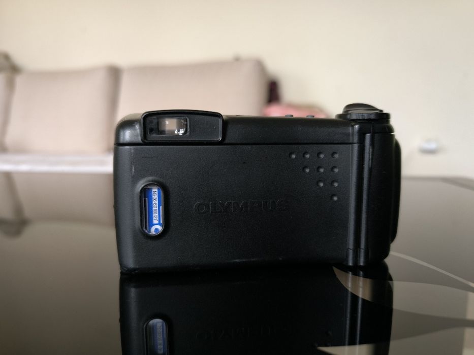 Продавам Olympus Superzoom 800 Auto Focus