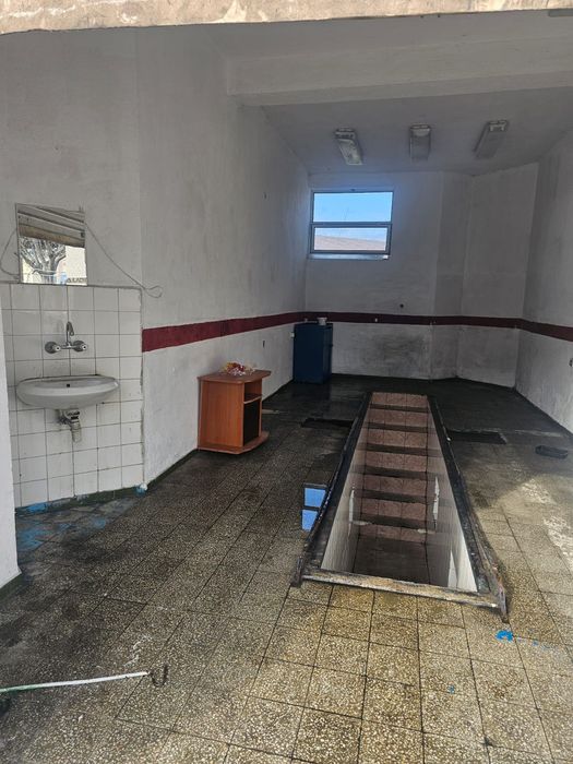 Дава под наем Гараж