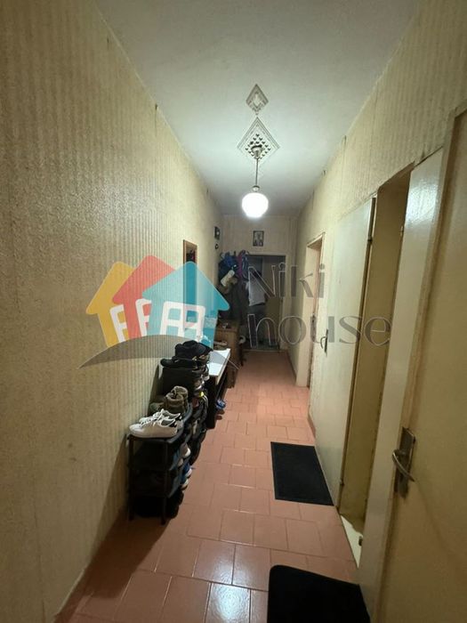 Продава се Тристаен апартамент в Варна, Автогара - 80 кв.м за 1425 €/кв.м - Снимка #8