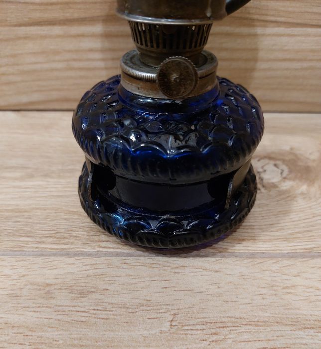 Газов фенер DITMAR BRUNNER Австрия, син цвят на стъклото.