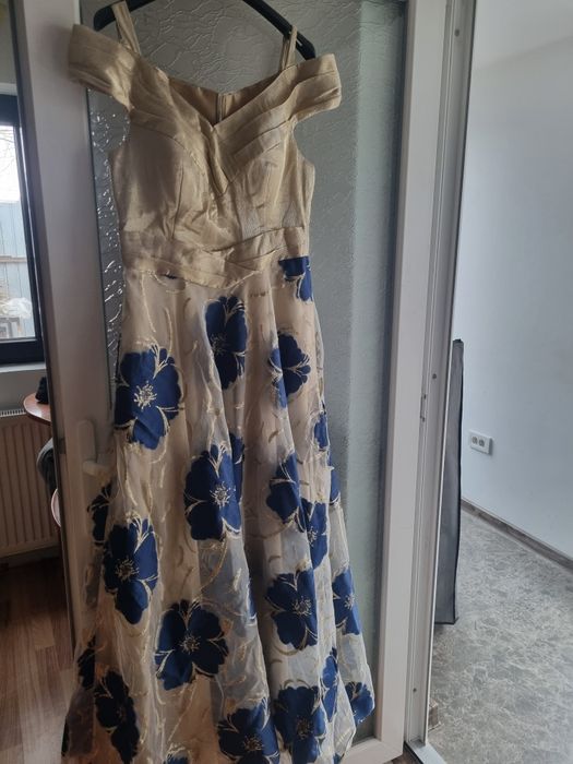 Rochițe  noi de vânzare