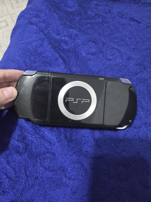 Продаю псп версия 2000