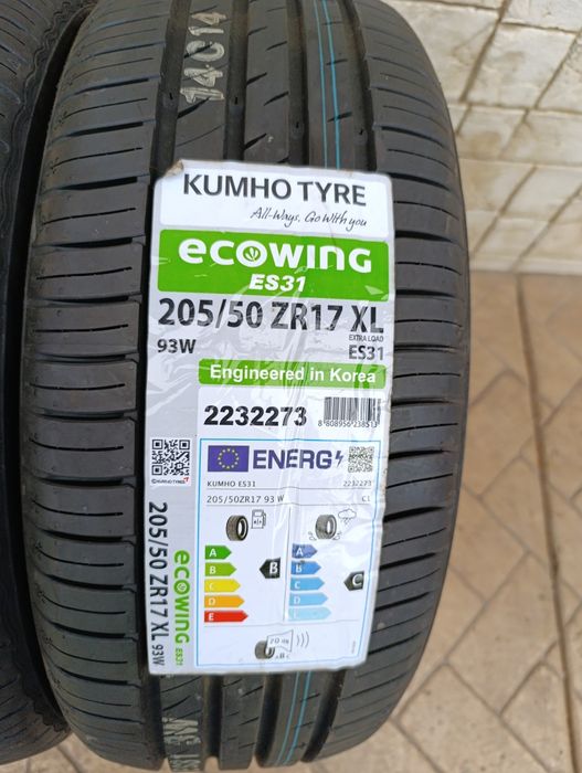 Нови гуми Kumho 205/50/17 Ecowing