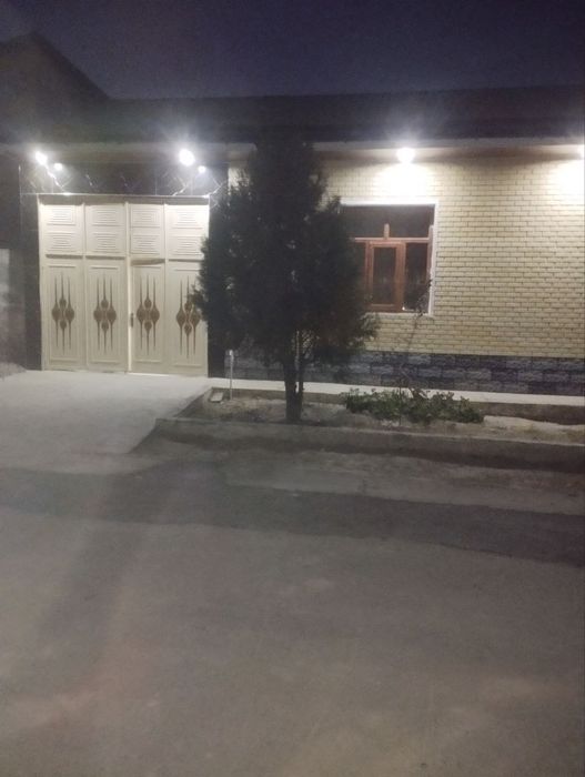 Жомбой марказида хокимият оркасида ховли сотилади